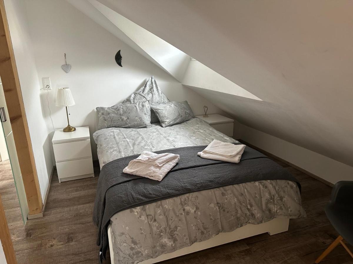 Old Bridge View Apartment